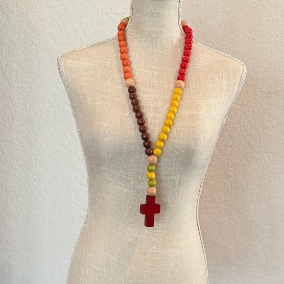 Rosary with Wooden Beads EUC - Picture 5 of 5